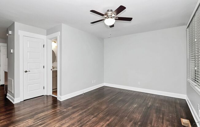 Rent Special on Beautifully Renovated Apartment in Wilmore!