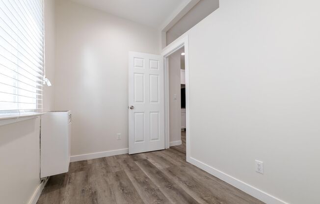 Cozy and Vibrant Junior Bedrooms in Boyle Heights