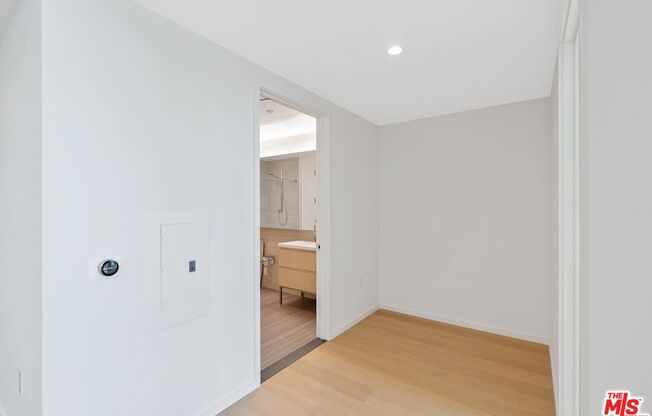 1 bed, 1 bath, 852 sqft, $3,500, Unit 4208