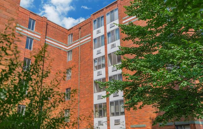 Sagamore Hills - Apartment Living in Middletown, CT