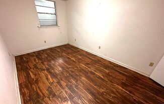 1 bed, 1 bath, 600 sqft, $700