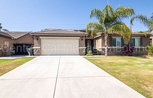 4 Bedroom/2 Bath Home with Solar - $2695 per month!