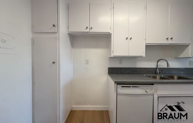 1 bed, 1 bath, 1,020 sqft, $2,095, Unit 303