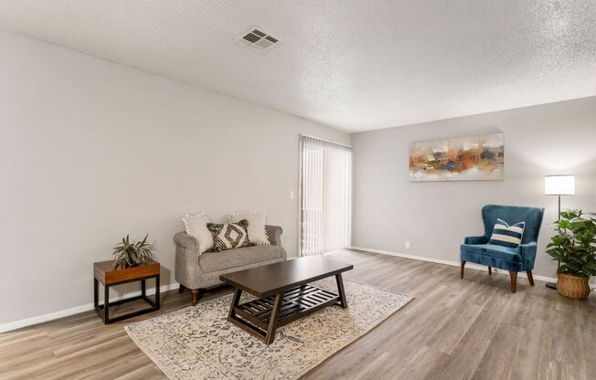 3 beds, 1.5 baths, 1,140 sqft, $1,249, Unit 29H