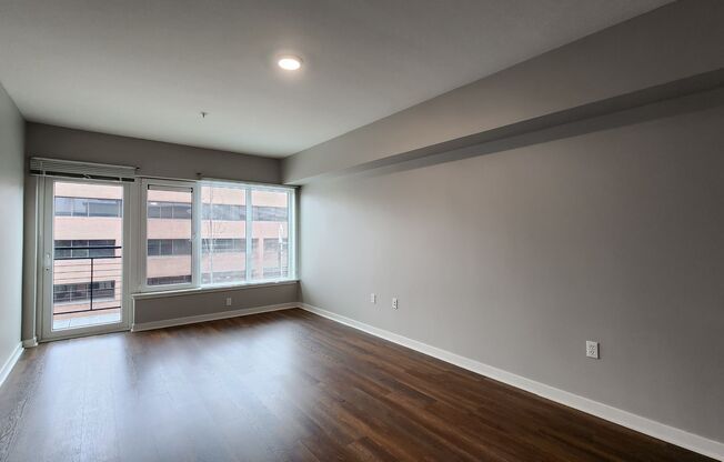 1 bed, 1 bath, 679 sqft, $2,605, Unit 404