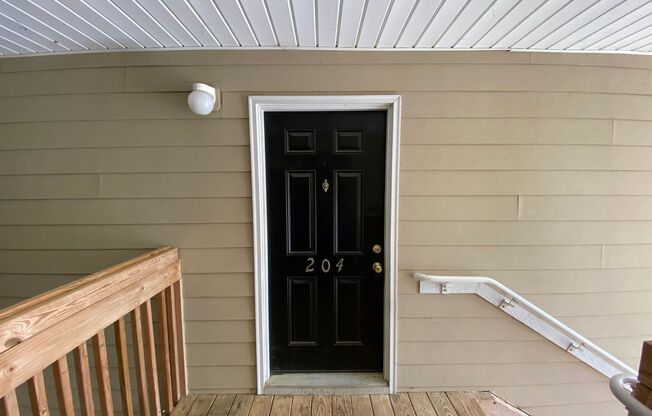 1820 Crest Hollow Drive #204