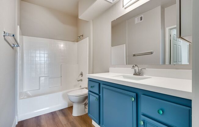 2 beds, 2 baths, $1,475, Unit # 2174