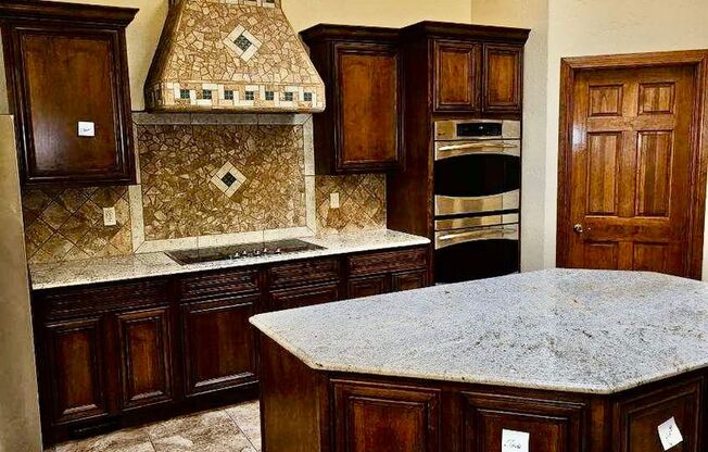 2184 Sedona Hills Pkwy - Luxurious Custom Home Overlooking The Golf Course!