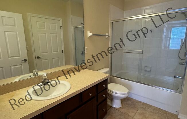 2 beds, 2 baths, $1,995, Unit UNIT 1419