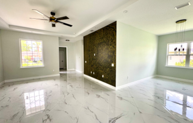 20 PINE HL LN