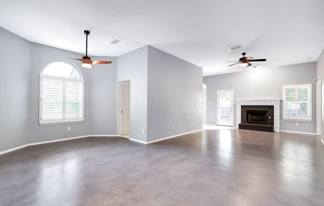 Serene Oasis: Stunning Backyard and Prime Location