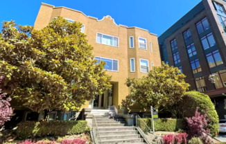 810 Denny Apartments