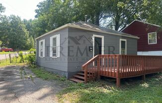 1901 S Ash Ave Independence, MO 64052  -2B 1B Independence UPDATED UNIT- Rent $975