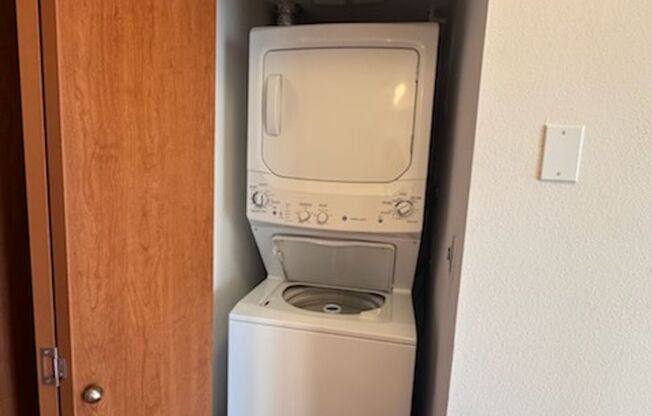 1 bed, 1 bath, 638 sqft, $1,795, Unit C305
