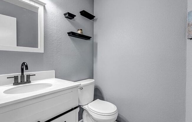 Beautiful home for rent Parker CO on corner lot