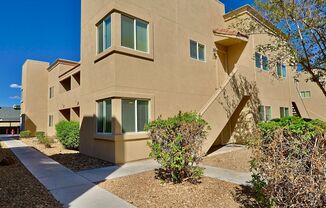 Great first floor unit available for immediate move-in!