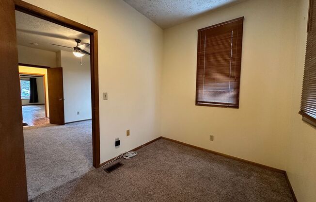 2 beds, 1 bath, $2,100