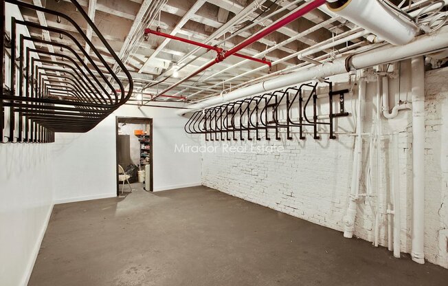 1 bed, 1 bath, $5,000, Unit 5H