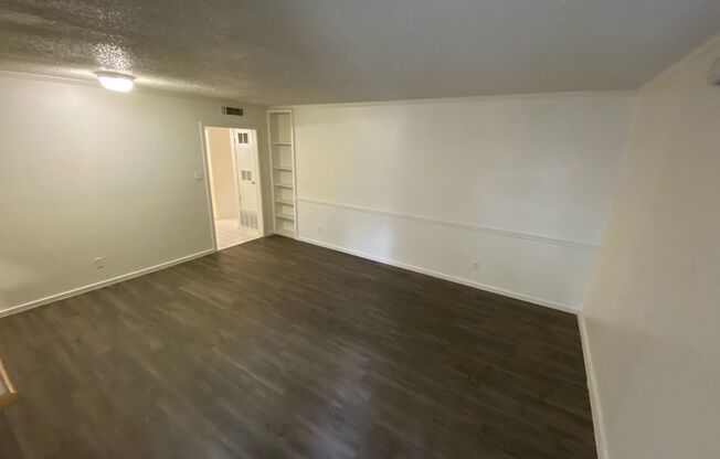 2 beds, 2 baths, 950 sqft, $1,575, Unit PEN-203