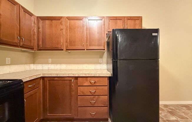 2 beds, 2 baths, 1,090 sqft, $1,600, Unit 523-10