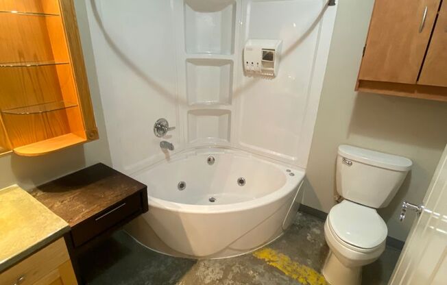 2 beds, 2 baths, 1,257 sqft, $1,111, Unit 629