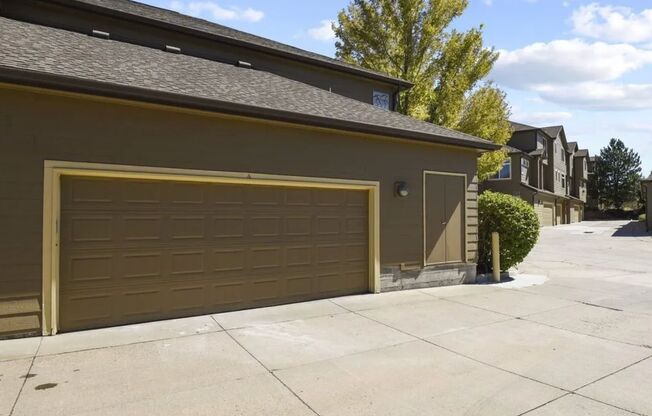 644 SILVER MESA DR