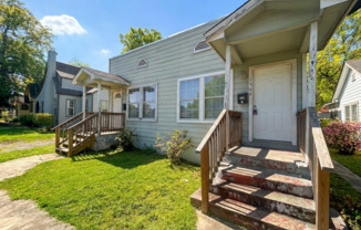 AMAZING!! 1 Bedroom 1 Bathroom Duplex In Highland Park!