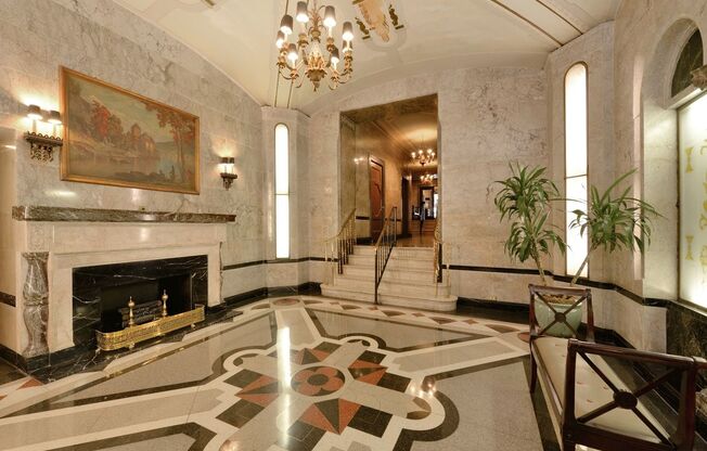 Studio, 1 bath, $3,400, Unit 7J