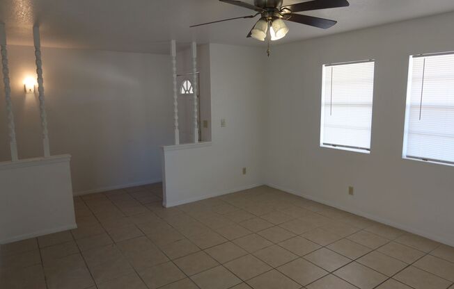 2 beds, 1 bath, $1,000