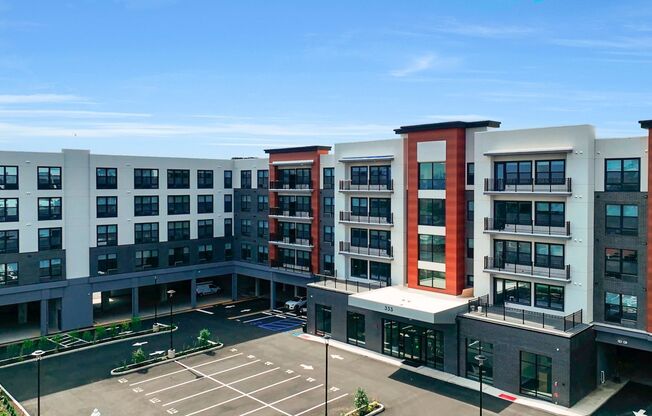 2 beds, 2 baths, 1,061 sqft, $3,750, Unit 423