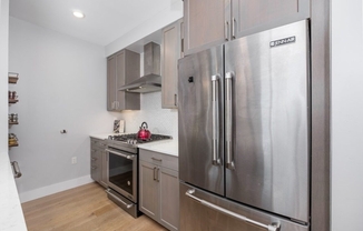 1 bed, 1 bath, 683 sqft, $2,900, Unit 402