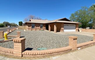 3 Bedroom 2 Bathroom corner lot in Glendale
