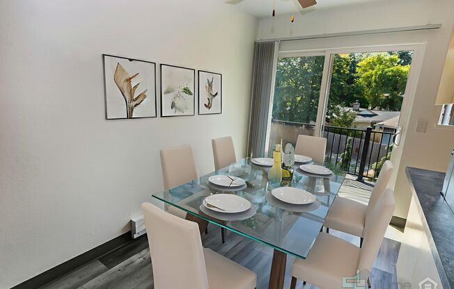 2 beds, 1 bath, 730 sqft, $1,600, Unit 79