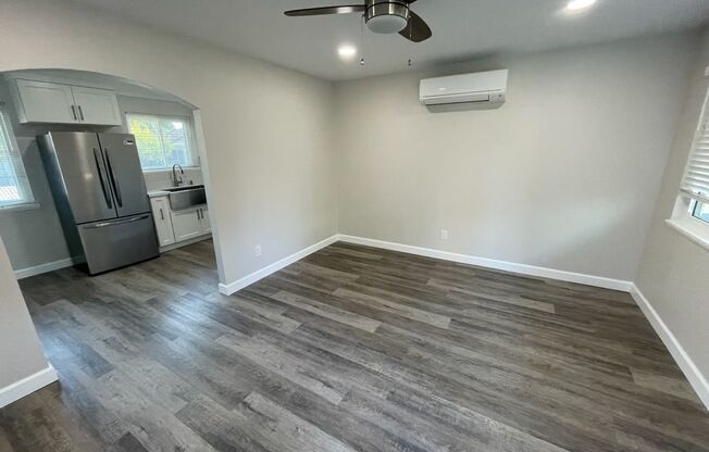 1 bed, 1 bath, $2,100, Unit 1405