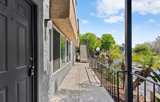 2 beds, 1 bath, 760 sqft, $2,699, Unit 40-213