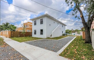1063 NW 31 ST