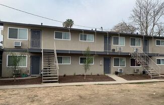4421 E Hedges Avenue