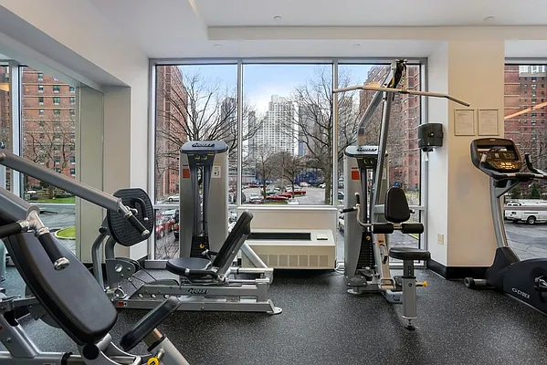 Studio, 1 bath, $5,588, Unit 4K