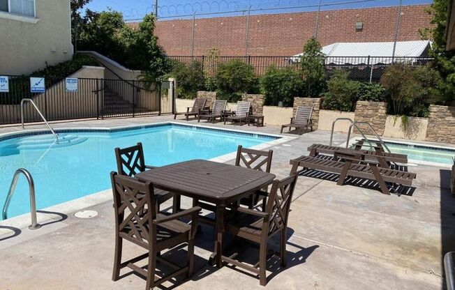 3 beds, 3 baths, $3,700