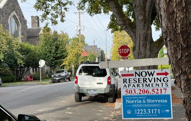 #426-IRVINGTON PLAZA