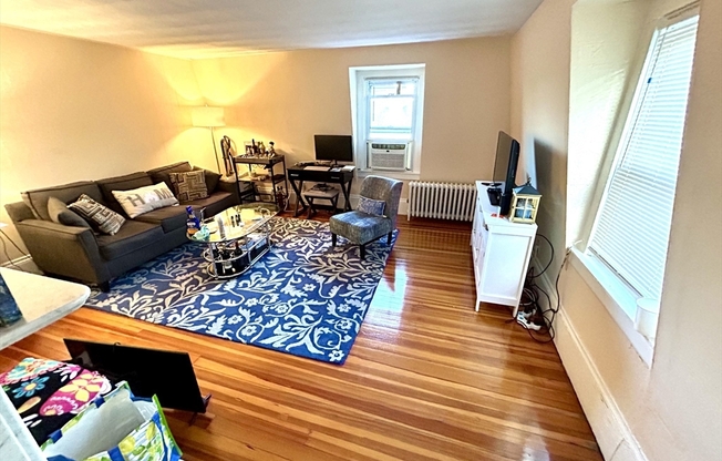 41 MT VERNON ST