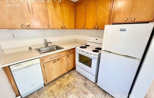 2323 W Newton Street