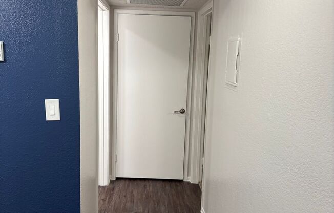 1 bed, 1 bath, 750 sqft, $2,340, Unit 1611