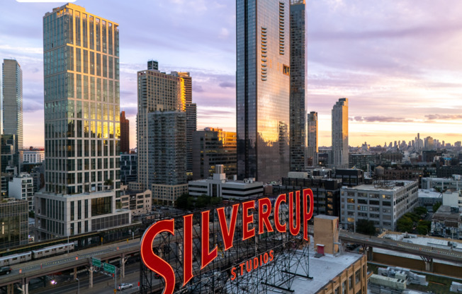 1 bed, 1 bath, $4,880, Unit 27E