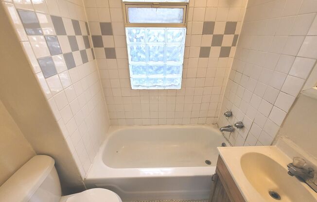 Studio, 1 bath, $645