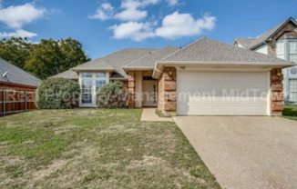 Charming Home in Established South Arlington Community