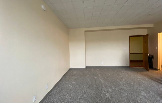 Studio, 1 bath, $865, Unit 392