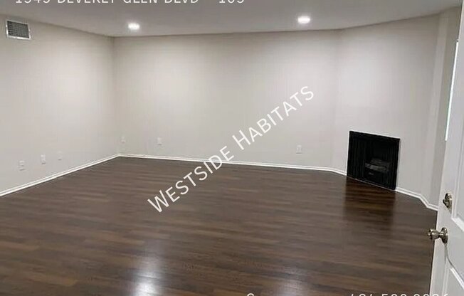 1345 BEVERLY GLN BLVD