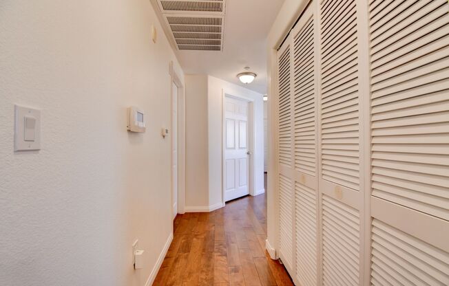 2 beds, 2 baths, $1,600, Unit 823