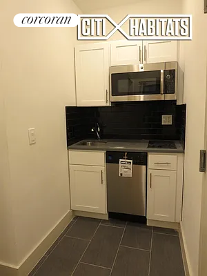 1 bed, 1 bath, $1,822, Unit 2B